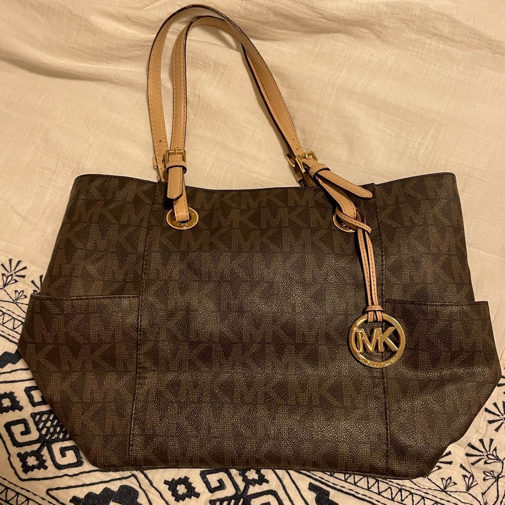 Micheal Kors tote bag
